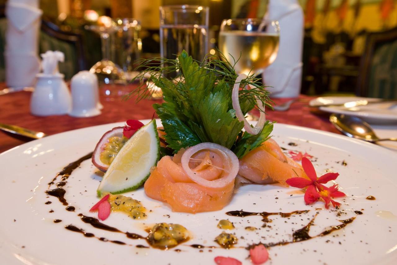 Lake Naivasha Sopa Resort ภายนอก รูปภาพ