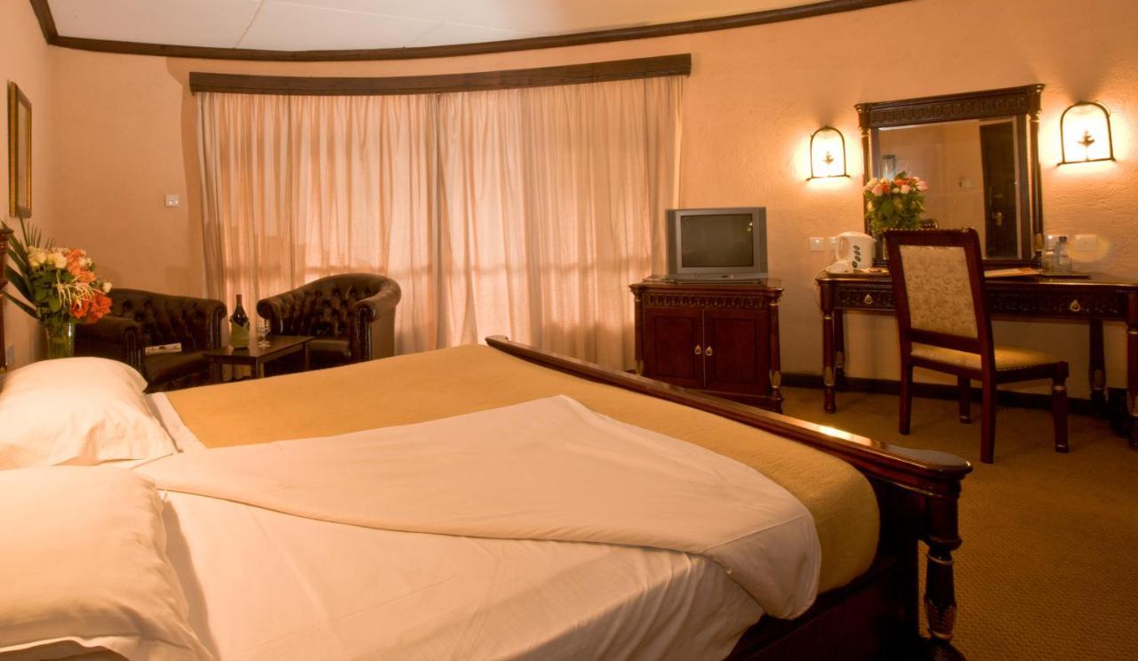 Lake Naivasha Sopa Resort ภายนอก รูปภาพ